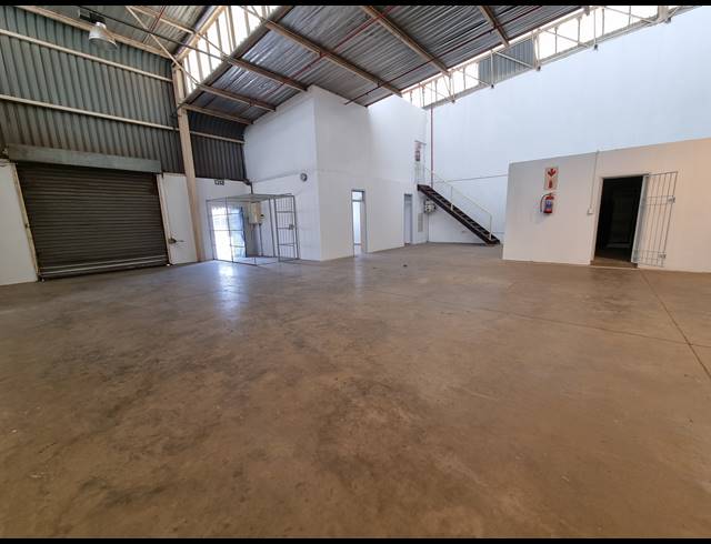 775M² WAREHOUSE TO LET IN SELBY